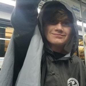 Meet your Posher, Brandon